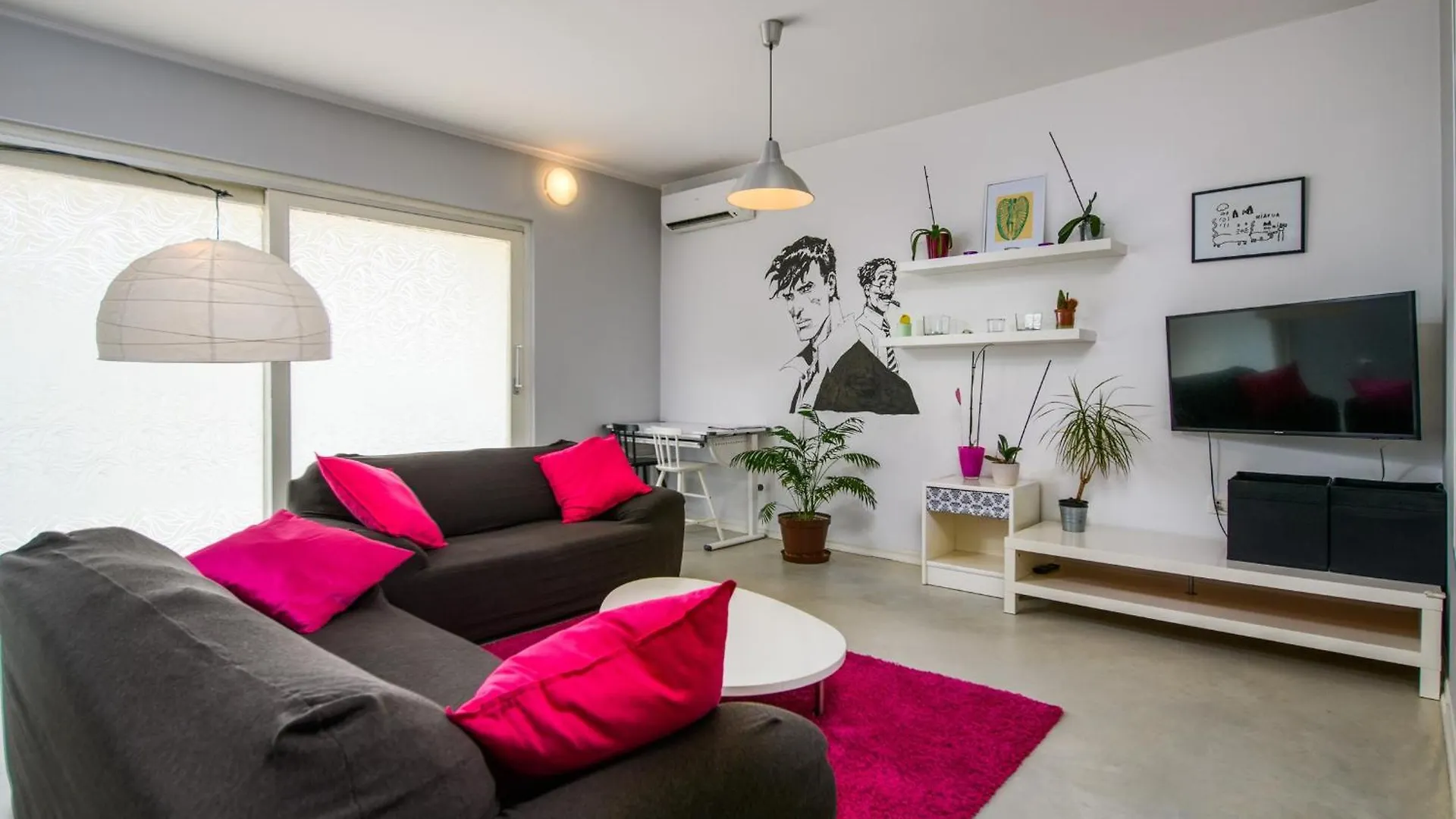 Poolside City Apartments Pula - Pool & Gym Croacia